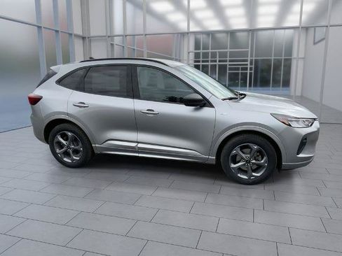 Certified 2023 Ford Escape ST-Line w/ Tech Pack #1 AWD/4WD image 2