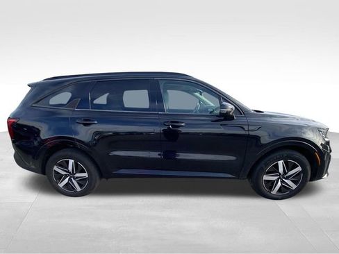 Used 2022 Kia Sorento EX w/ Panoramic Sunroof Package FWD image 12