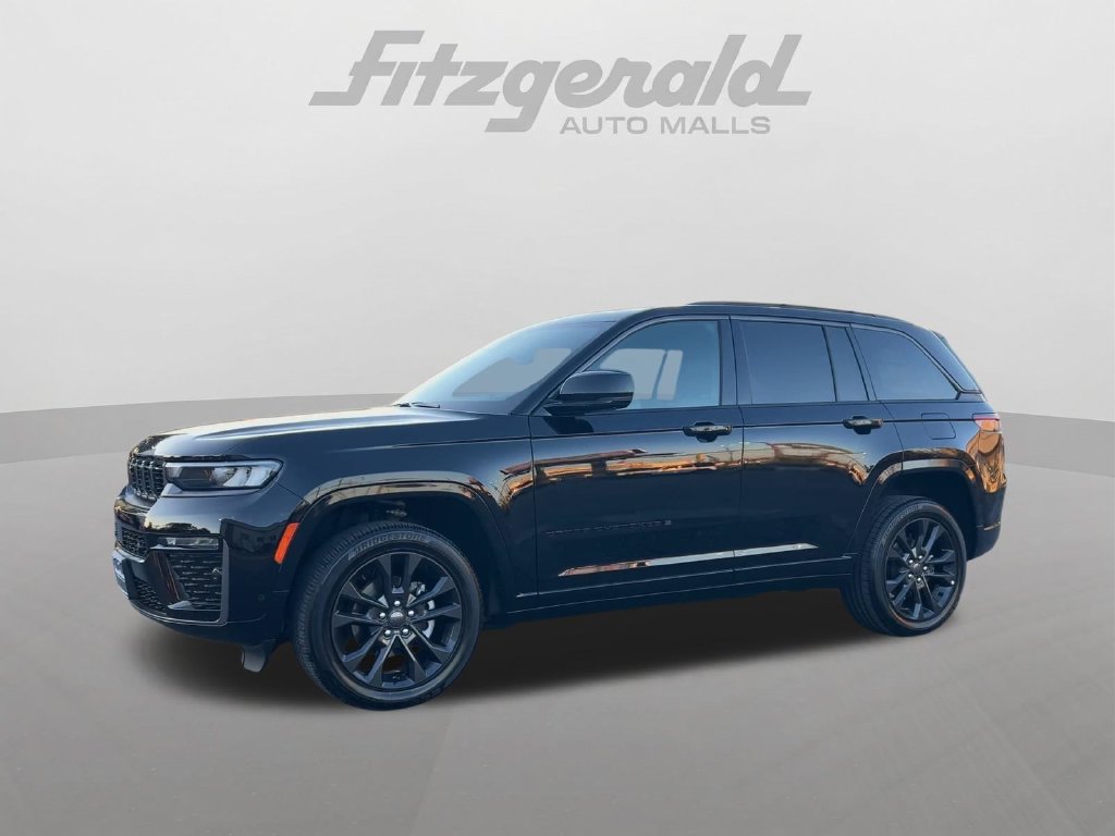 Used 2026 Jeep Grand Cherokee Limited AWD/4WD image 4