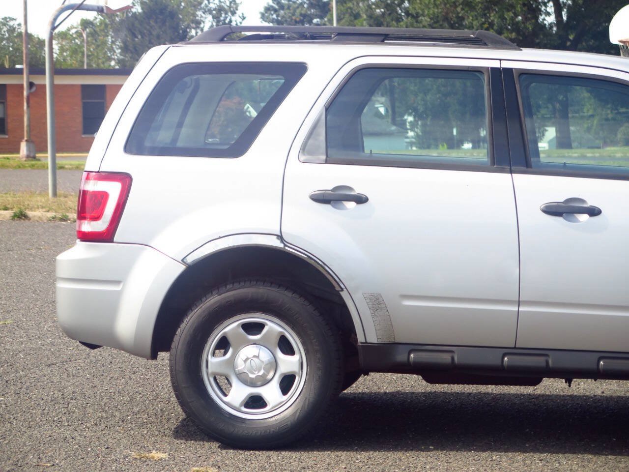 Used 2008 Ford Escape XLS FWD image 36