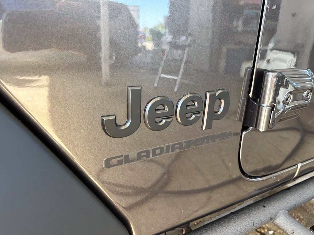 New 2026 Jeep Gladiator Sport AWD/4WD image 30