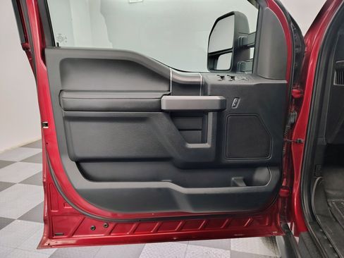 Used 2018 Ford F150 XLT w/ Equipment Group 302A Luxury AWD/4WD image 10