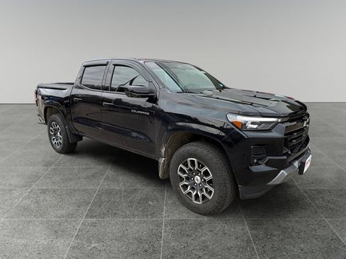 Certified 2024 Chevrolet Colorado Z71 w/ Z71 Convenience Package 2 AWD/4WD image 7