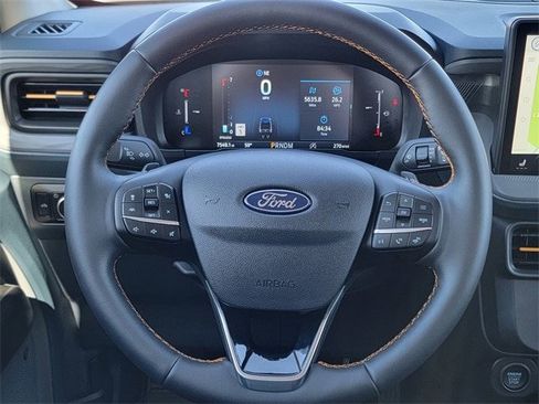 Certified 2025 Ford Maverick Tremor image 31