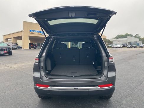New 2025 Jeep Grand Cherokee Laredo X image 44