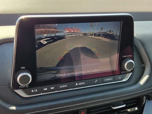 Used 2023 Nissan Rogue SV FWD image 26