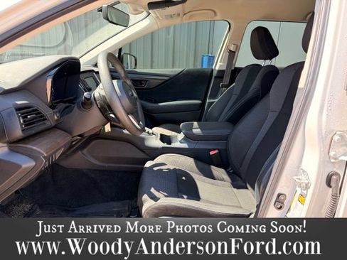 Used 2021 Subaru Outback AWD/4WD image 10