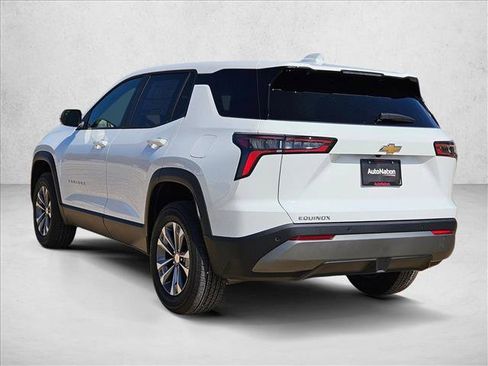 New 2026 Chevrolet Equinox LT image 9