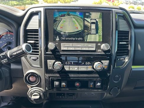 Used 2024 Nissan Titan PRO-4X w/ Pro-4x Convenience Package AWD/4WD image 23