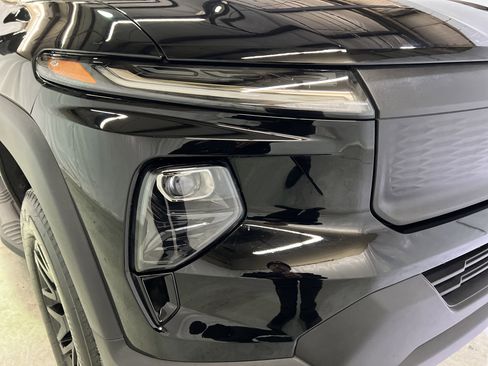 Certified 2024 Chevrolet Silverado EV W/T image 5