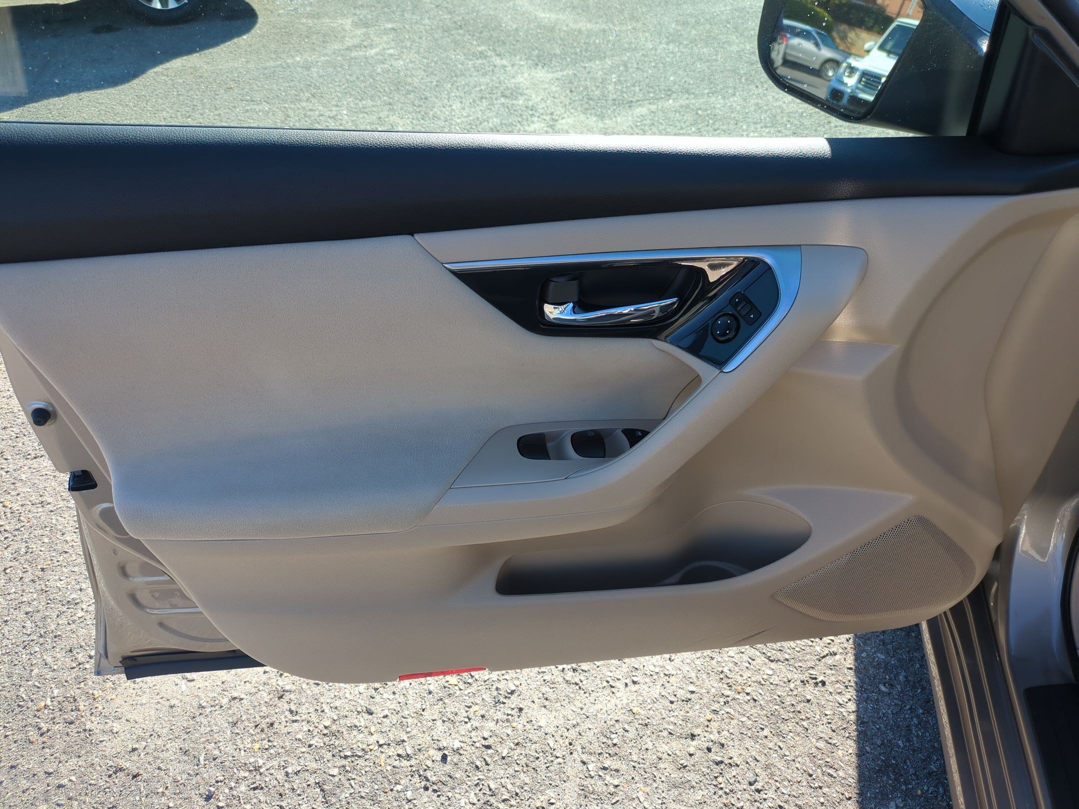 Used 2014 Nissan Altima 2.5 S FWD image 12