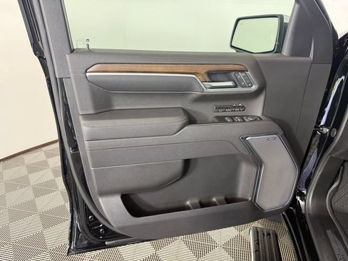 New 2026 Chevrolet Silverado 1500 High Country AWD/4WD image 15