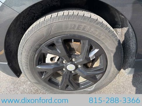 Used 2018 Chevrolet Equinox LT image 28