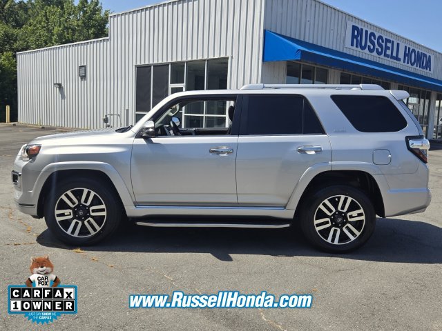 Used 2022 Toyota 4Runner Limited AWD/4WD image 4