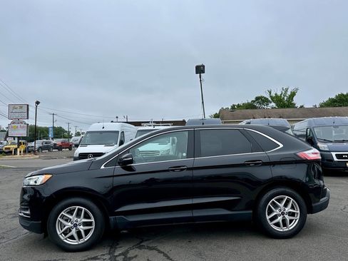 Used 2024 Ford Edge SEL image 4