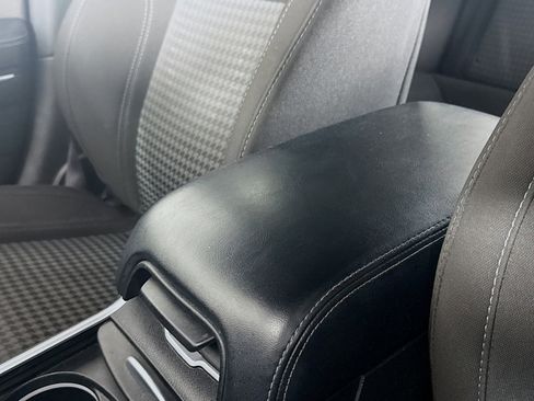 Used 2023 Dodge Charger SXT image 18