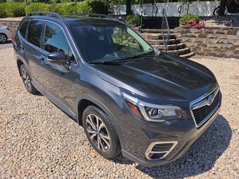 Used 2019 Subaru Forester Limited w/ Popular Package #3 AWD/4WD image 8