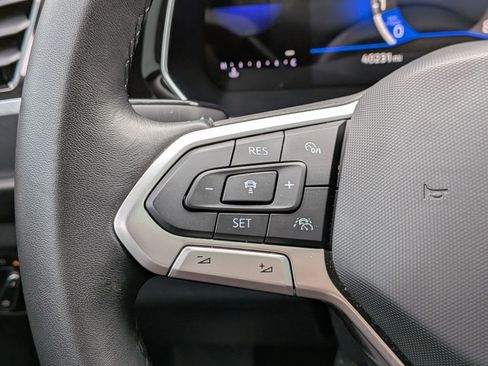 Used 2023 Volkswagen Jetta SE image 17