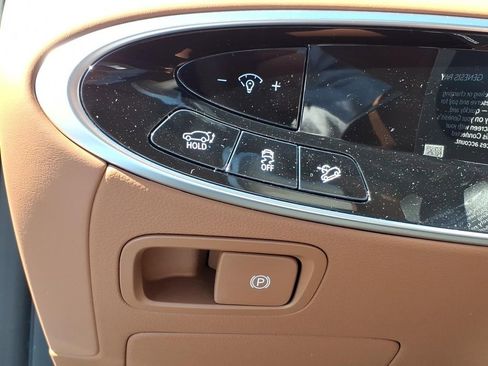 New 2026 Genesis GV70 2.5T Advanced AWD/4WD image 17