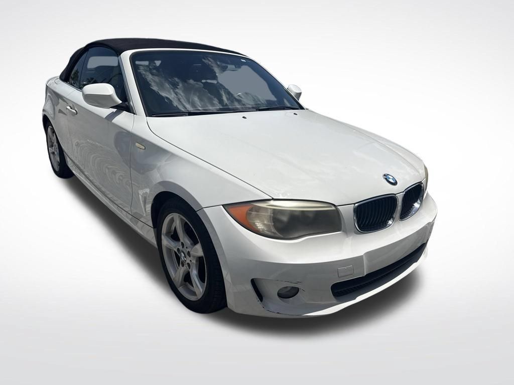 Used 2012 BMW 128i Convertible RWD image 3