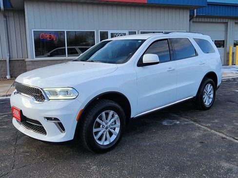 Used 2022 Dodge Durango SXT image 2