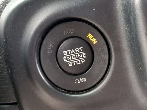 Used 2021 Jeep Wrangler Unlimited Sport AWD/4WD image 23