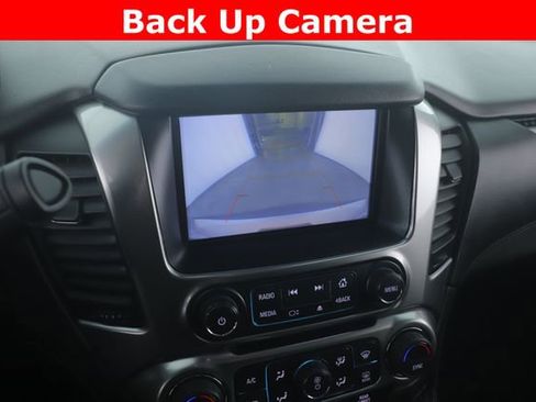 Used 2018 Chevrolet Suburban LT AWD/4WD image 23