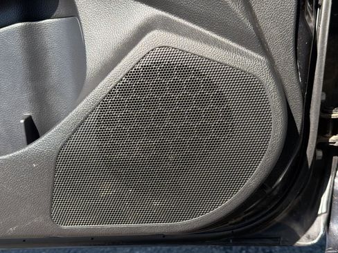 Used 2016 Subaru Crosstrek 2.0i Premium image 22