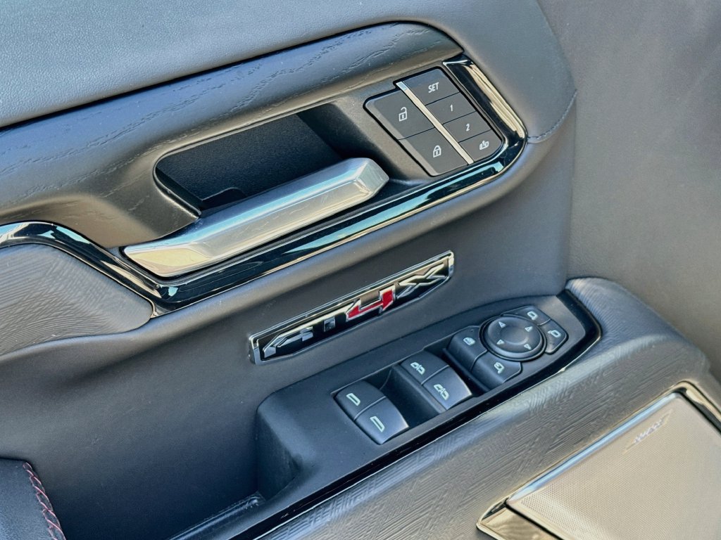 Used 2024 GMC Sierra 1500 AT4X w/ AT4X AEV Edition AWD/4WD image 18