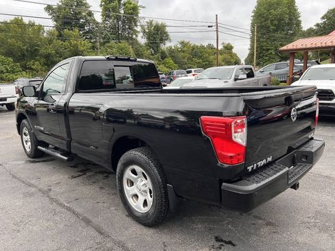 Used 2017 Nissan Titan S AWD/4WD image 7