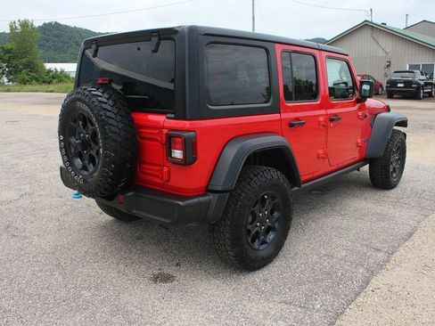 Used 2023 Jeep Wrangler Unlimited w/ Cold Weather Group AWD/4WD image 5