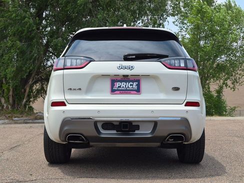 Used 2019 Jeep Cherokee Overland w/ Technology Group AWD/4WD image 6
