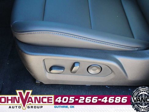 Used 2026 Chevrolet Colorado Trail Boss image 21