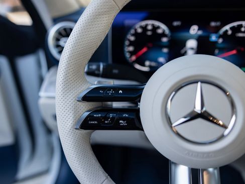 Used 2023 Mercedes-Benz E 450 4MATIC Coupe w/ AMG Line image 16