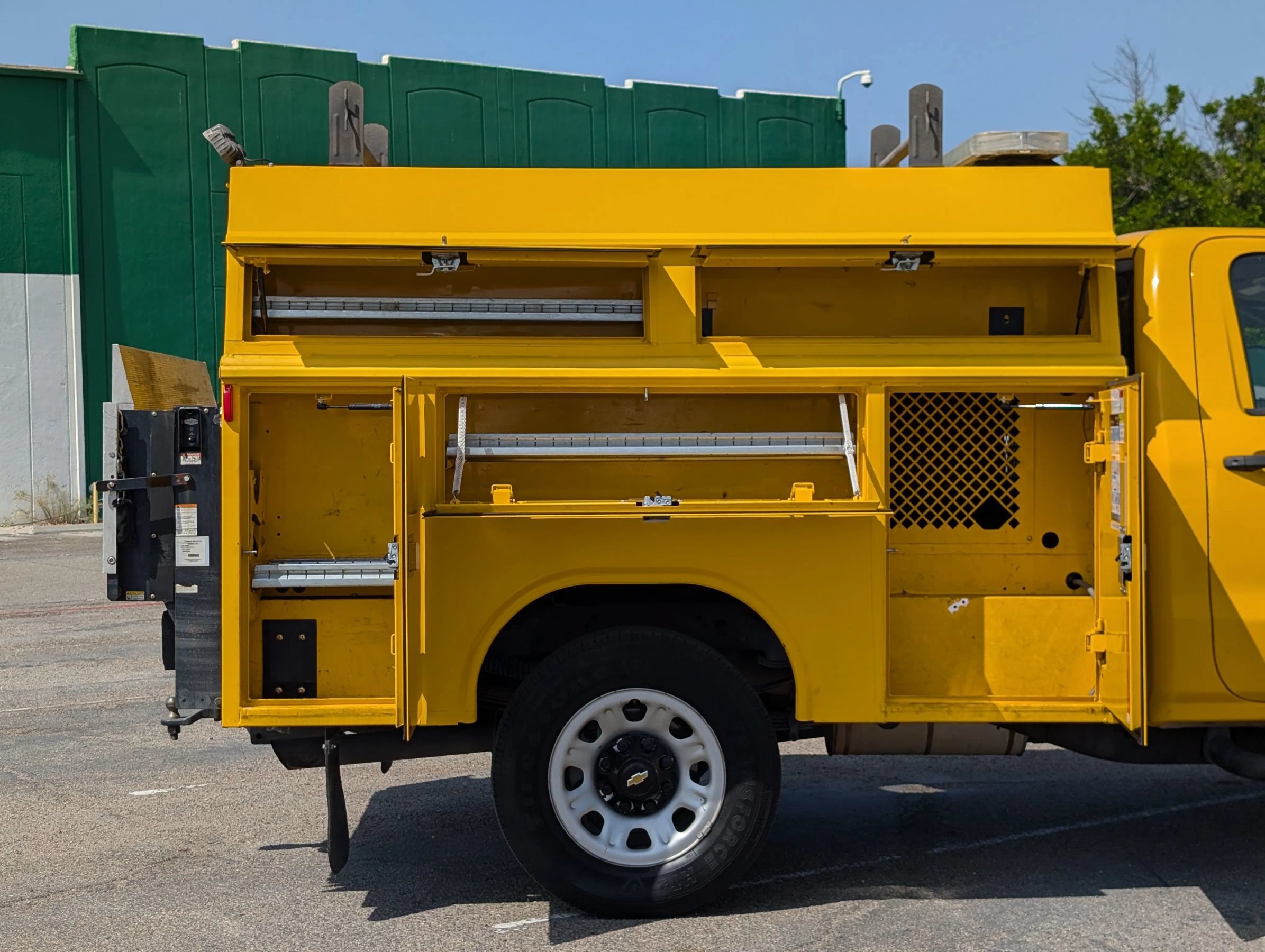 Used 2018 Chevrolet Silverado 3500 W/T AWD/4WD image 11