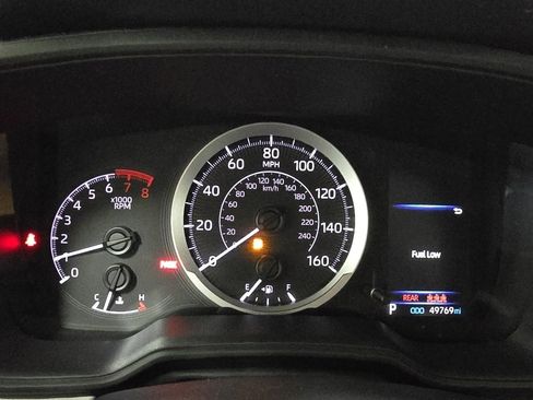Used 2020 Toyota Corolla LE FWD image 25