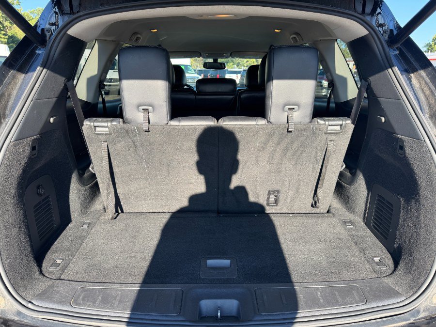 Used 2019 Nissan Pathfinder SL FWD image 18