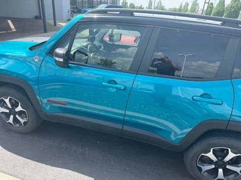 Used 2021 Jeep Renegade Trailhawk w/ Sun & Sound Group AWD/4WD image 12