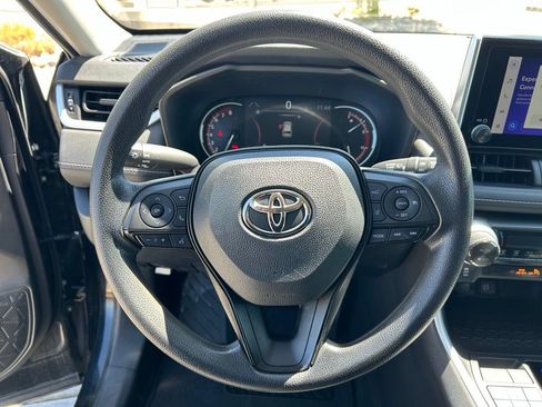 Used 2023 Toyota RAV4 XLE AWD/4WD image 10