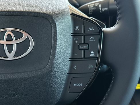 New 2026 Toyota C-HR AWD/4WD image 27