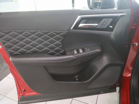 New 2026 Nissan Rogue Platinum AWD/4WD image 22