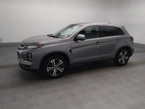 Used 2020 Mitsubishi Outlander Sport SE FWD image 2