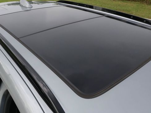 Certified 2024 Cadillac XT4 Sport FWD image 13