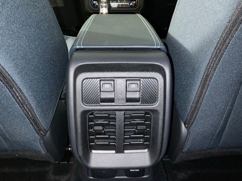 New 2026 Ford Bronco Heritage Edition AWD/4WD image 17