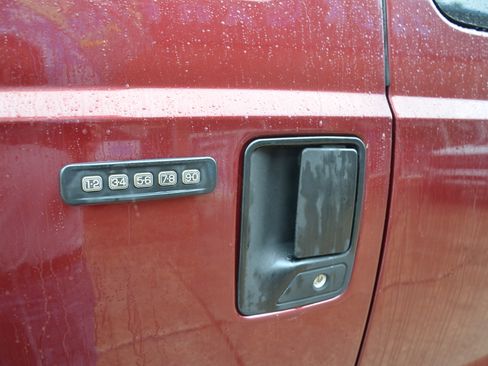Used 2007 Ford F250 XLT AWD/4WD image 13