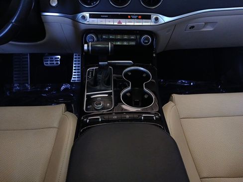 Used 2023 Kia Stinger GT-Line w/ Sun & Sound Package image 11