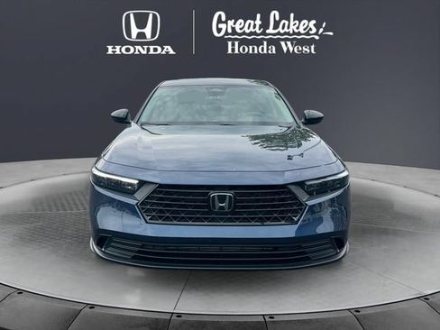 Used 2025 Honda Accord SE image 8