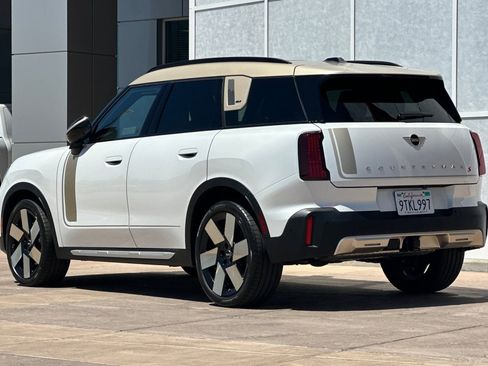 Used 2025 MINI Cooper Countryman S w/ Comfort Package Max AWD/4WD image 6