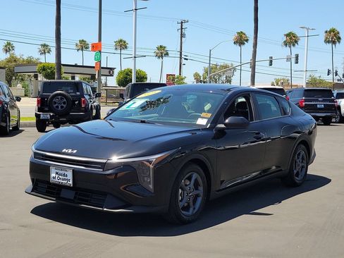 Used 2025 Kia K4 FWD image 31