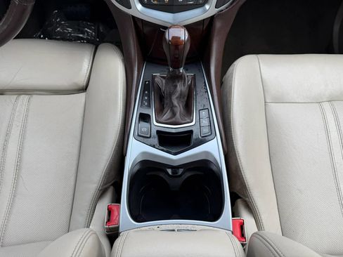 Used 2012 Cadillac SRX Luxury image 15